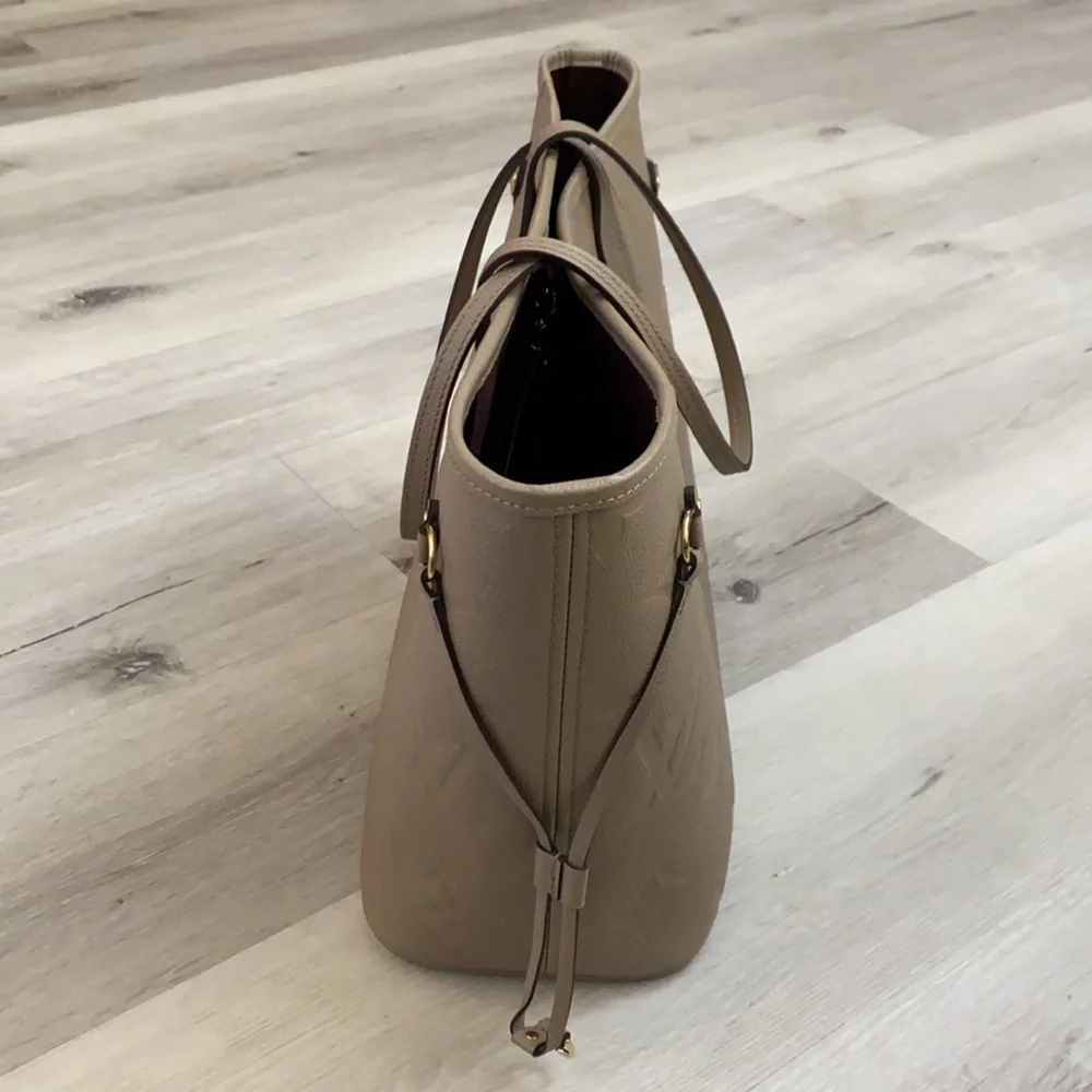 Louis Vuitton Neverfull MM Empreinte Leather Tote Shoulder Bag